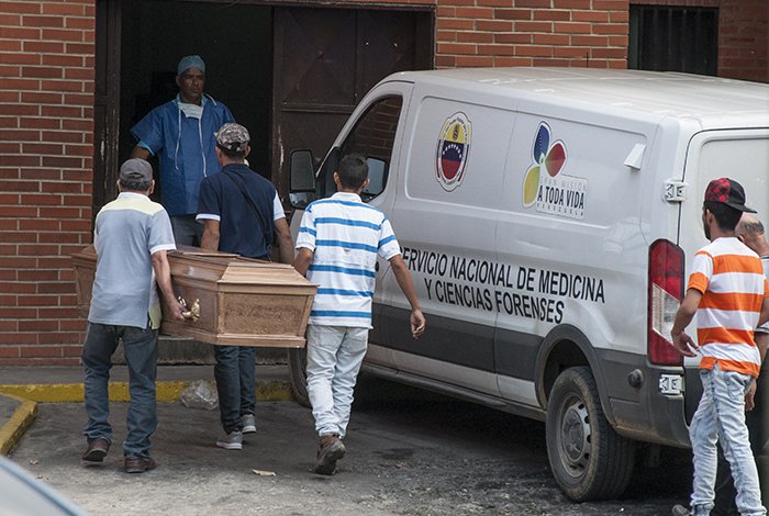 Asesinan a solicitado dentro de un funeral en Barquisimeto