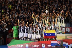 Tomás Rincón conquista su primer título con la Juventus al ganar la Copa Italia