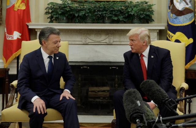 Donald Trump y Juan Manuel Santos reunidos en la Casa Blanca (Foto: Reuters)