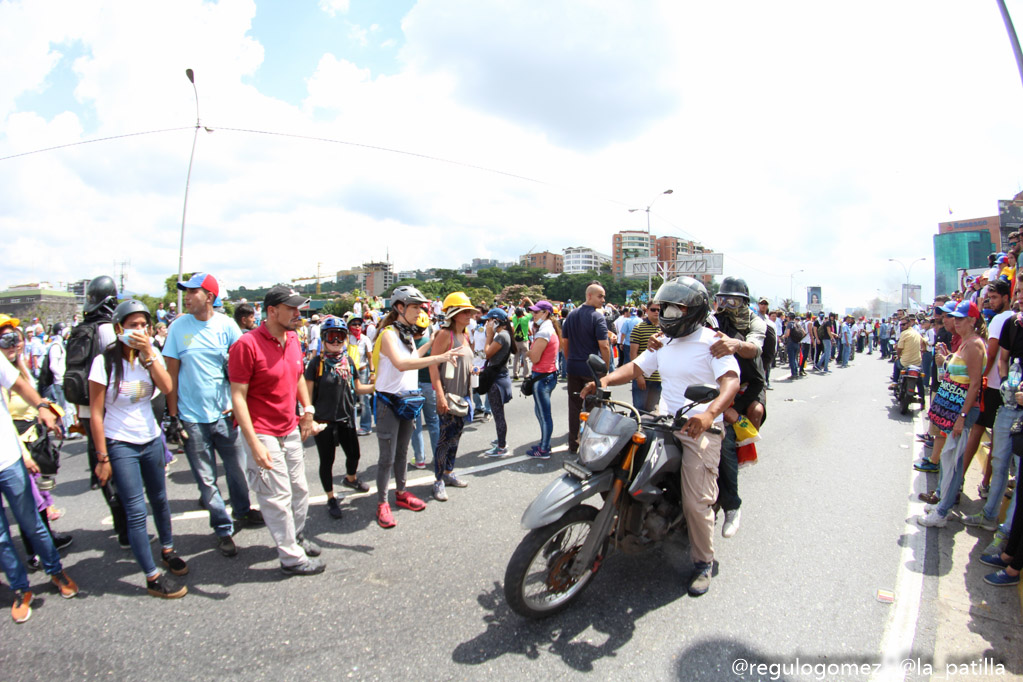 ¡Heridos y más heridos! Así es un día en Salud Chacao durante las protestas (Video)