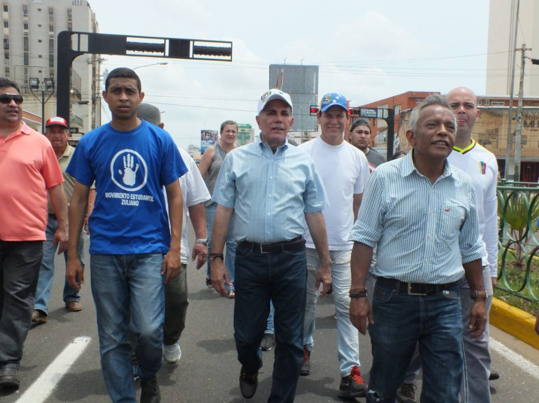 Manuel Rosales: El pueblo toma las calles en defensa de la Constitución y sus derechos