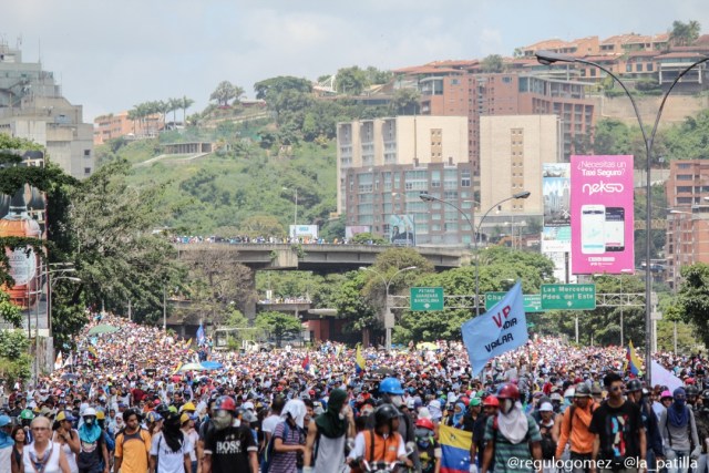 La Unidad se concentrará en Los Ruices este #20May y marchará junto al sector salud el lunes. Foto: Régulo Gómez / LaPatilla.com