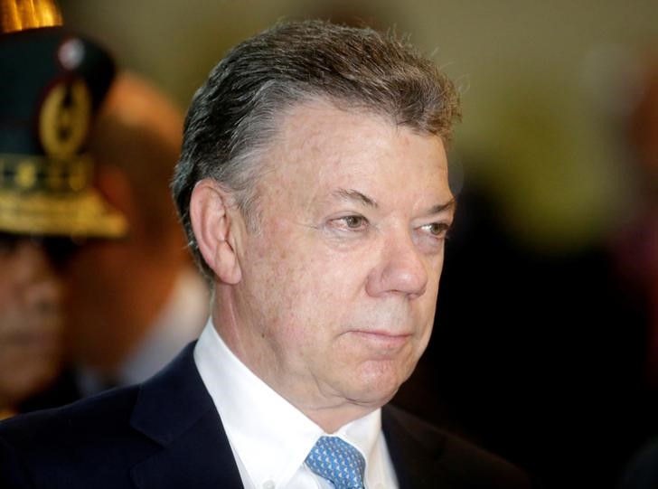 Santos dice que una Constituyente no es la salida adecuada a la crisis de Venezuela