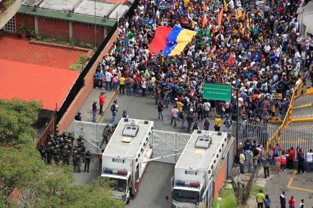 La manifestación convocada por el Movimiento Estudiantil pudo llegar a VTV (Foto: Reuters)