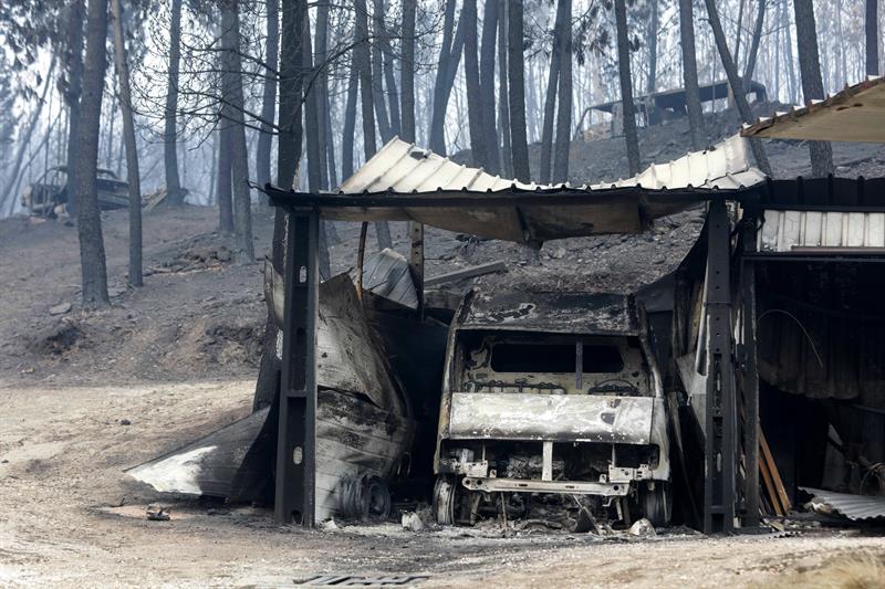 Identificadas 24 de las 62 víctimas mortales del incendio de Portugal