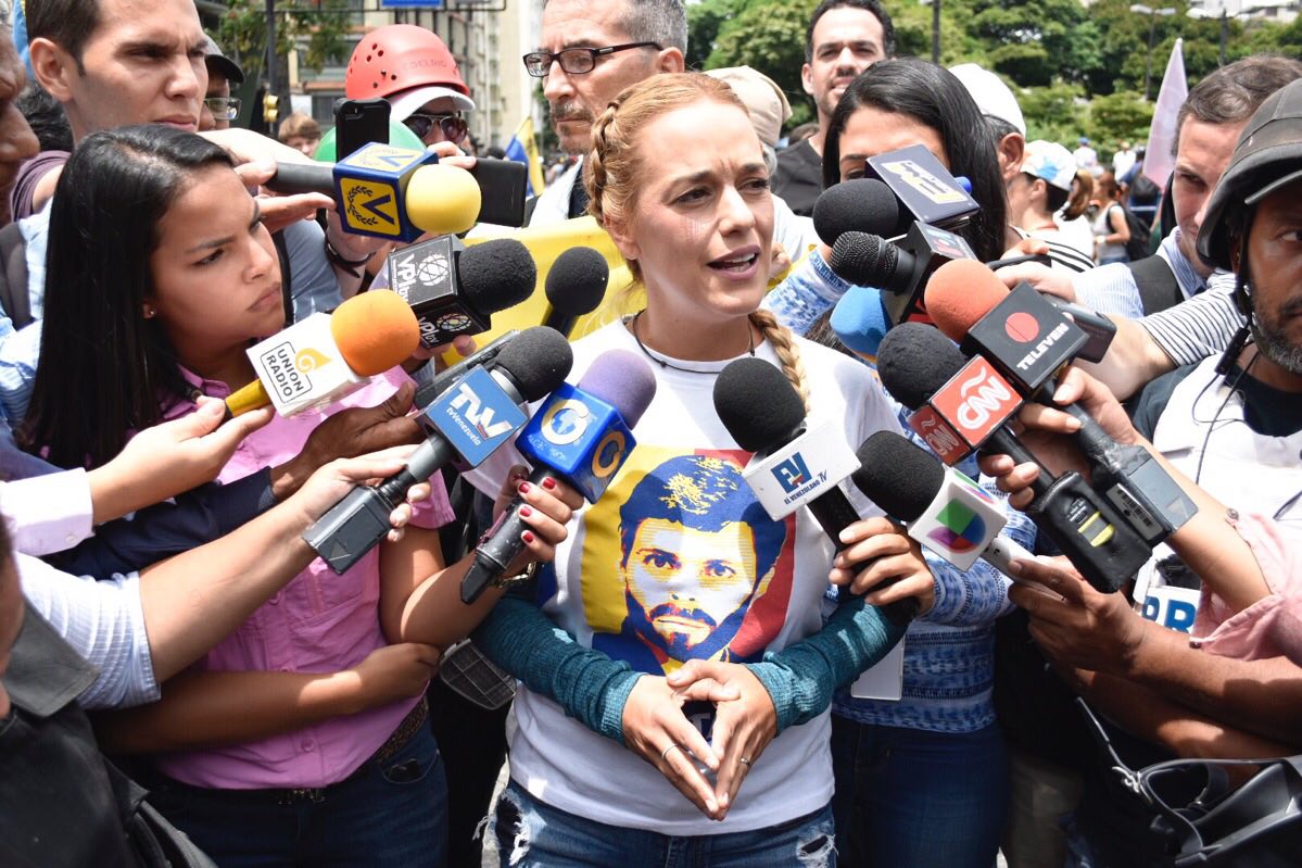 Lilian Tintori: Seguiremos en la calle, la protesta es un derecho constitucional