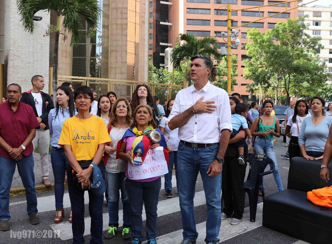 Alfredo Jimeno: Durante 4 horas trancamos por Venezuela