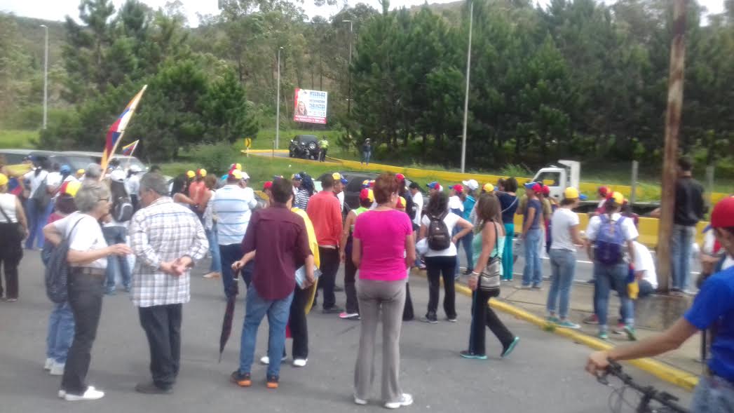 Tirso Flores: Hoy nos plantamos por la democracia