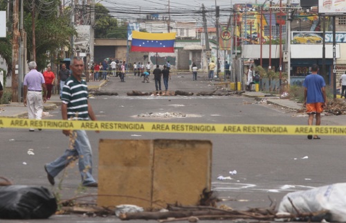 Manifestantes trancan vías en Zulia (fotos) #13Jun