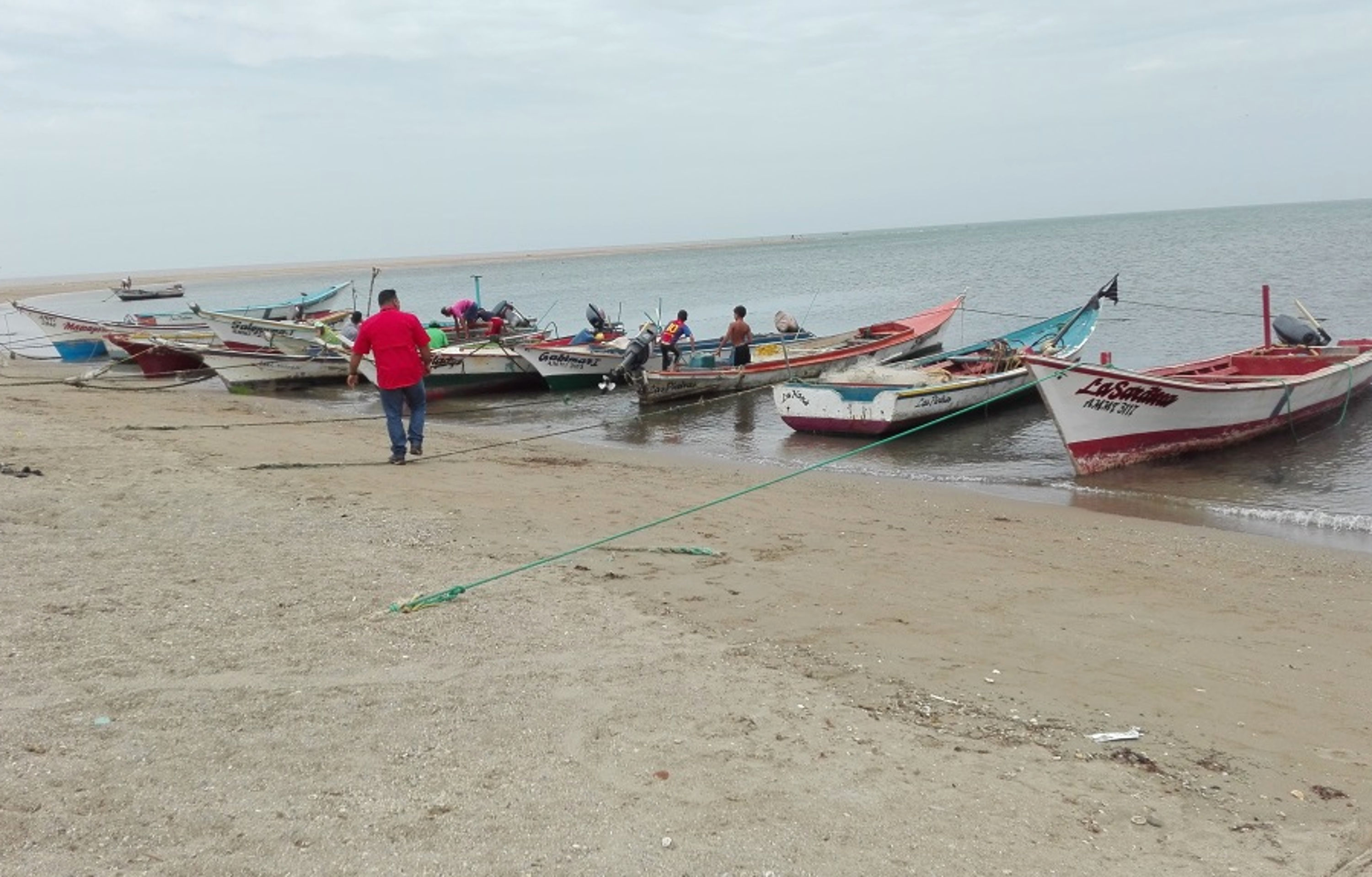 Suspenden zarpe de embarcaciones en cuatro entidades del país