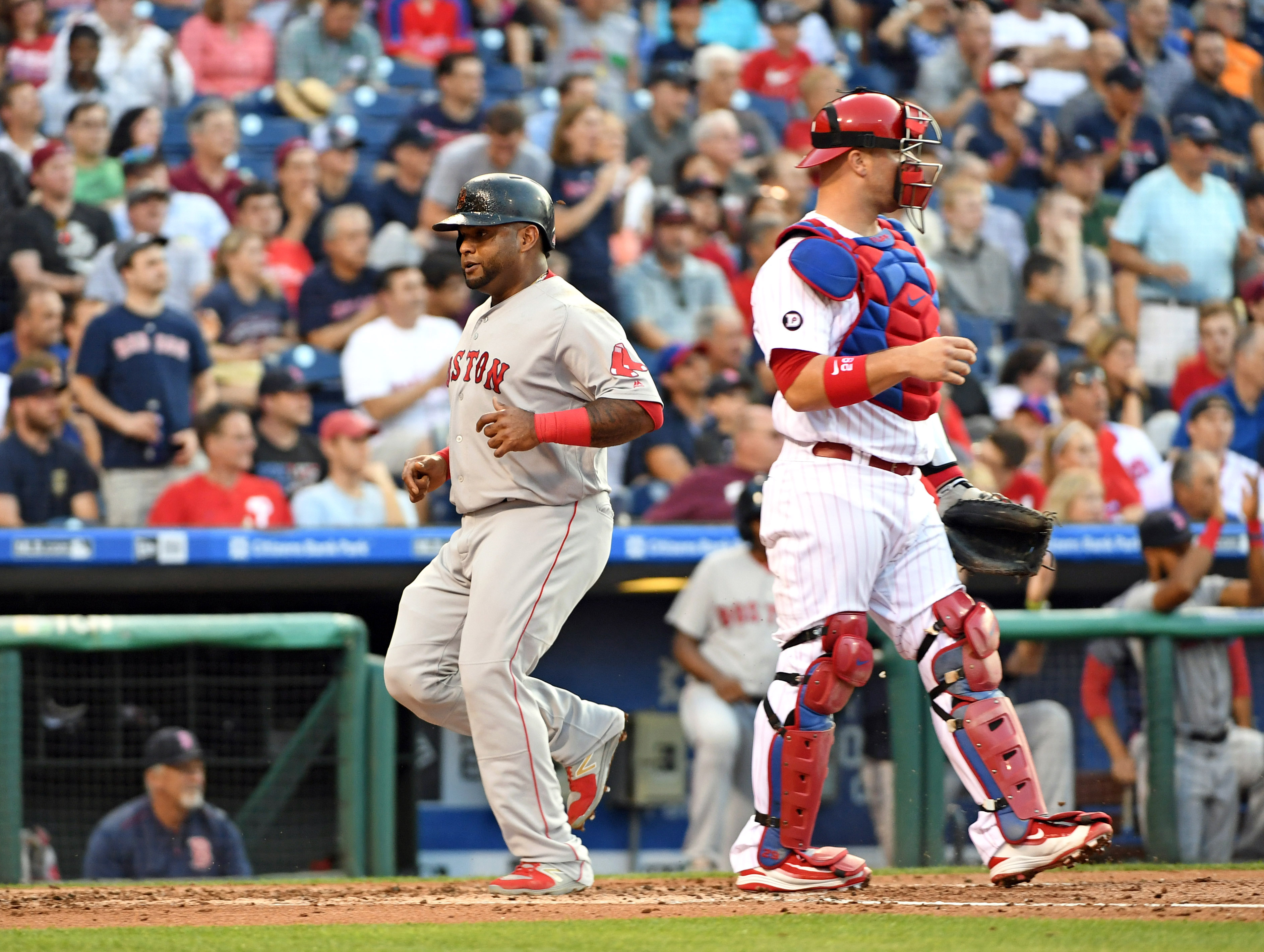 Medias Rojas ponen en el mercado a Pablo Sandoval