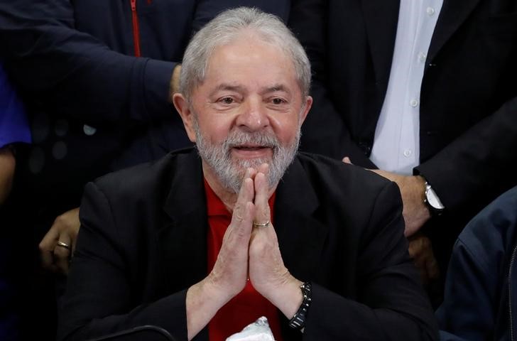 Lula presenta otro recurso contra prisión vencido el plazo para su entrega