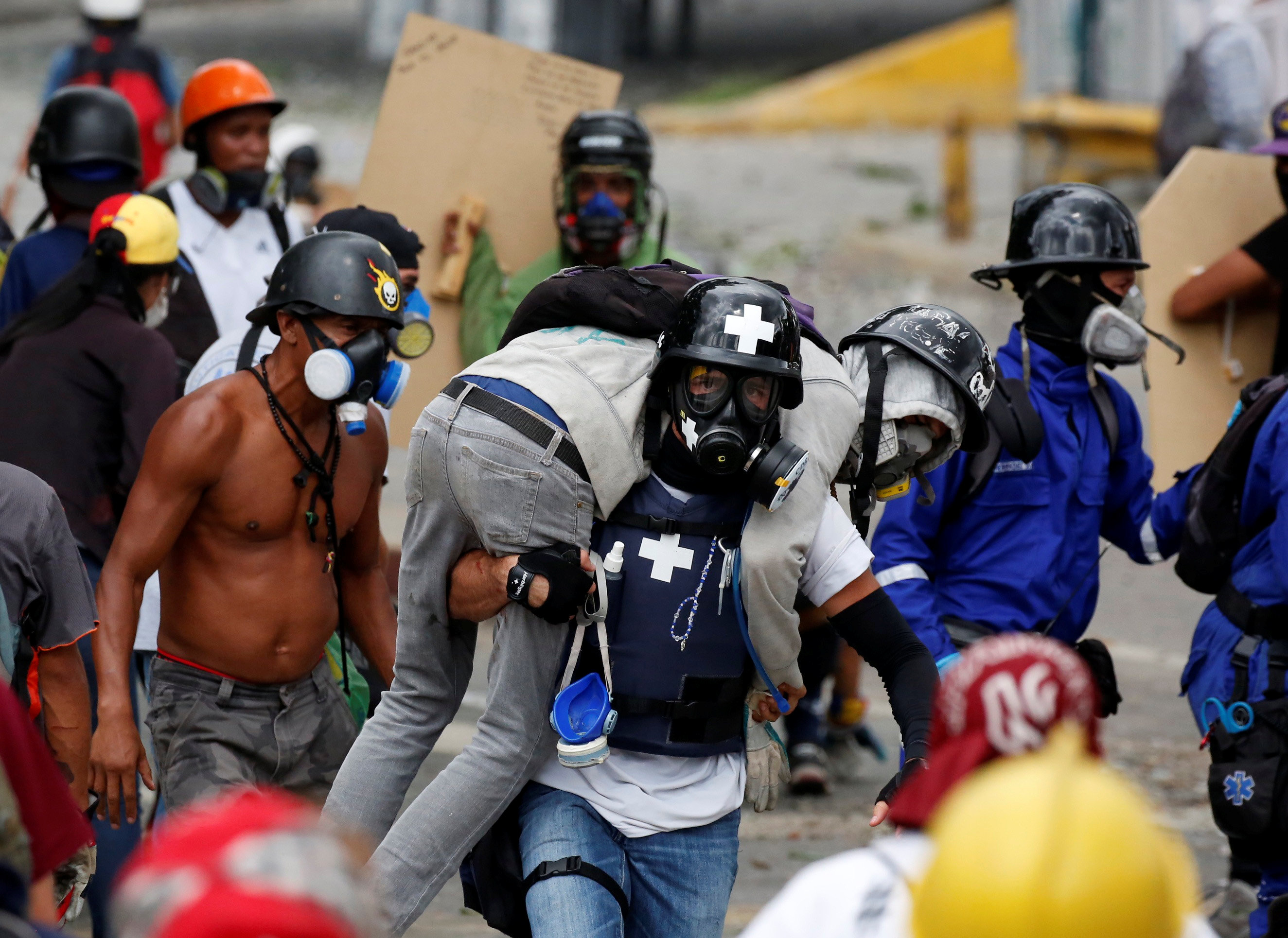 Al menos 17 heridos producto de la brutal represión han sido ingresados en Salud Chacao