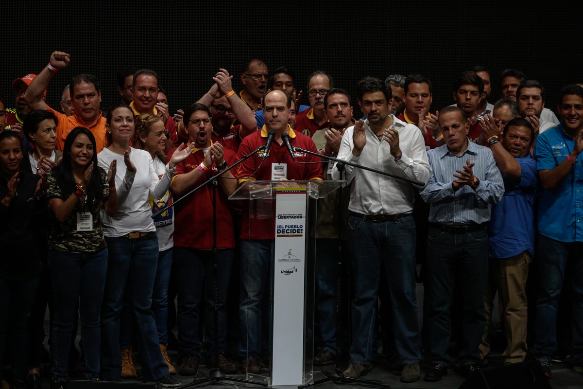 El pueblo decidió, el manifiesto de la AN y la Unidad que anuncia la hora cero