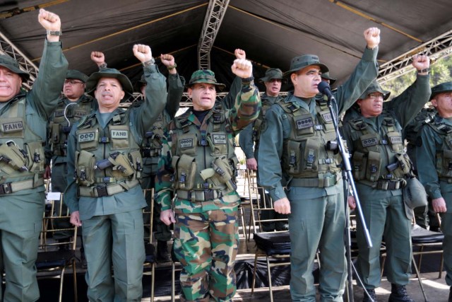 Venezuela's Defense Minister Vladimir Padrino Lopez and Admiral-in-Chief Remigio Ceballos, Strategic Operational Commander of the Bolivarian National Armed Forces, attend military exercises in Caracas, Venezuela August 26, 2017. Miraflores Palace/Handout via REUTERS ATTENTION EDITORS - THIS PICTURE WAS PROVIDED BY A THIRD PARTY.