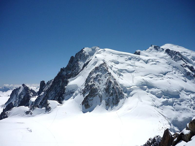 ¡Santo Padre!… bajó corriendo los Alpes Franceses y esto fue lo que le pasó