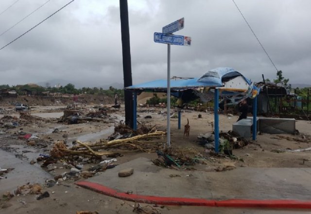 Tormenta tropical Lidia deja tres muertos a su paso por la península de Baja California (Foto: Diario Las Américas / @IglesiaMexico)