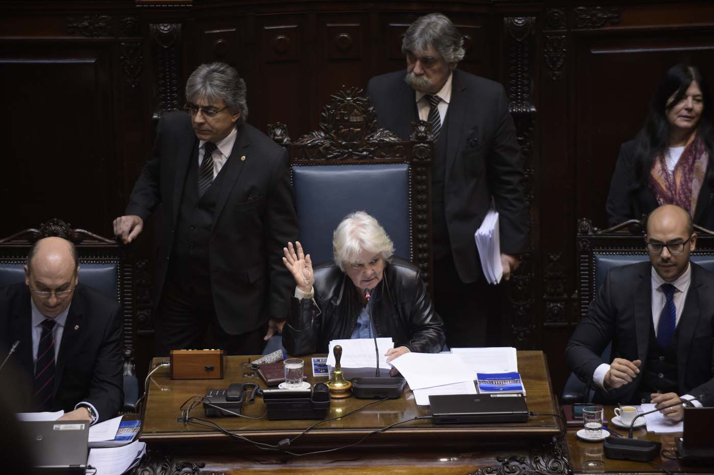 Lucía Topolansky, exprimera dama y exguerrillera, asume vicepresidencia de Uruguay