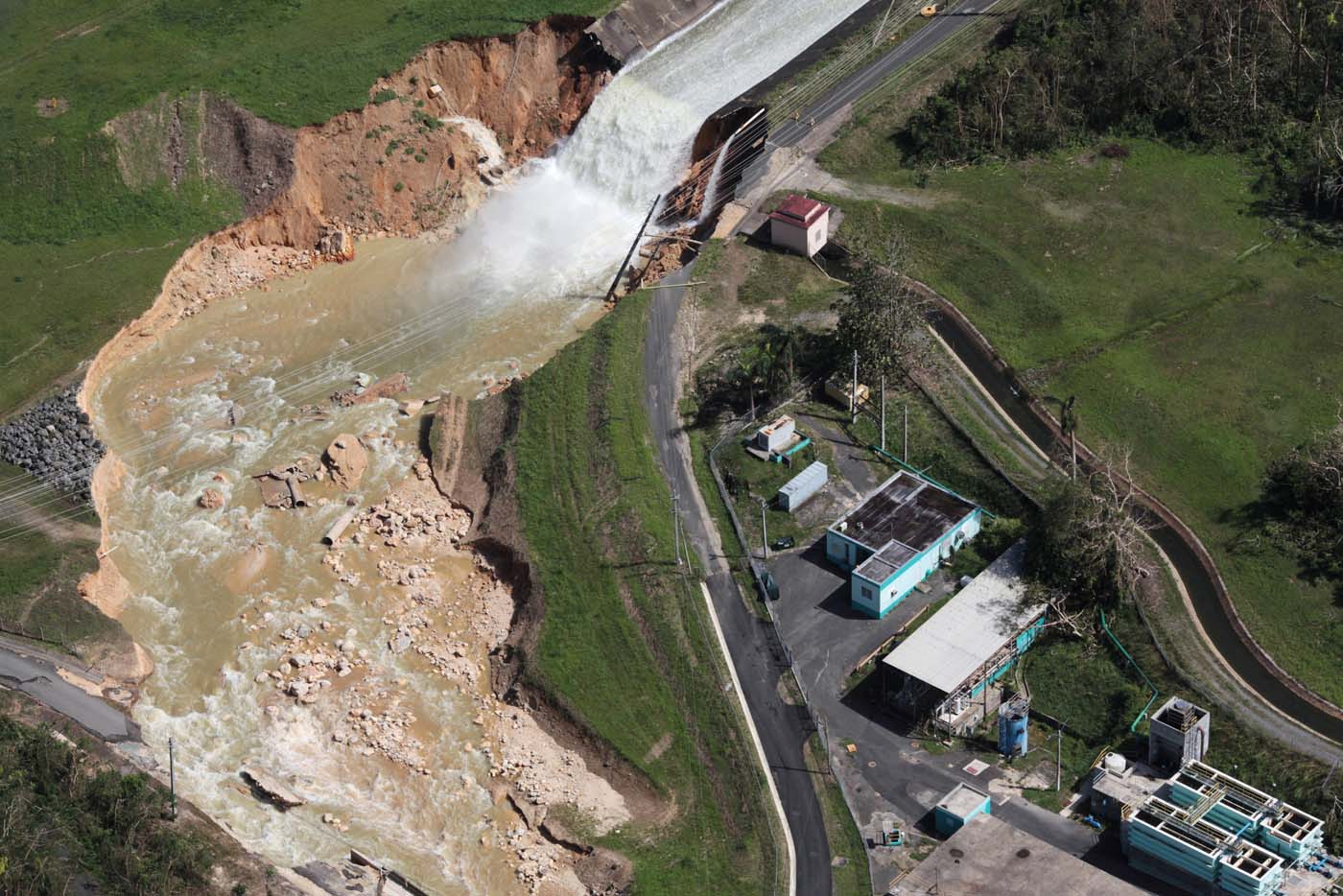 Gobernador de Puerto Rico alerta que represa Guajataca puede colapsar