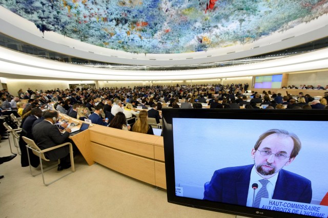 LG07 GINEBRA (SUIZA) 11/09/2017.- El alto comisionado de la ONU para los Derechos Humanos, Zeid Ra'ad al Hussein, preside la inauguración de la 35 sesión del Consejo de Derechos Humanos (CDH) en la sede europea de las Naciones Unidas (ONU) en Ginebra (Suiza) hoy, 11 de septiembre de 2017. EFE/Laurent Gillieron