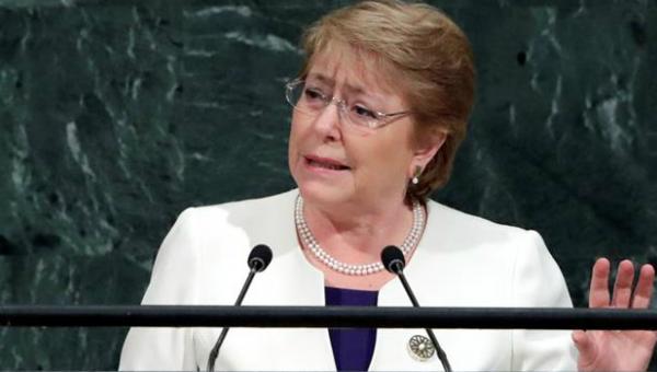 A seis días de entregar el poder, Bachelet anuncia nueva Constitución para Chile