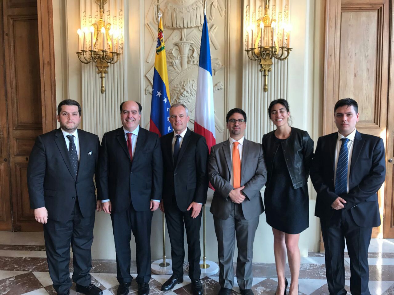 Francia y Venezuela crean Comité Interparlamentario en pro de la democracia y el respeto a la CN