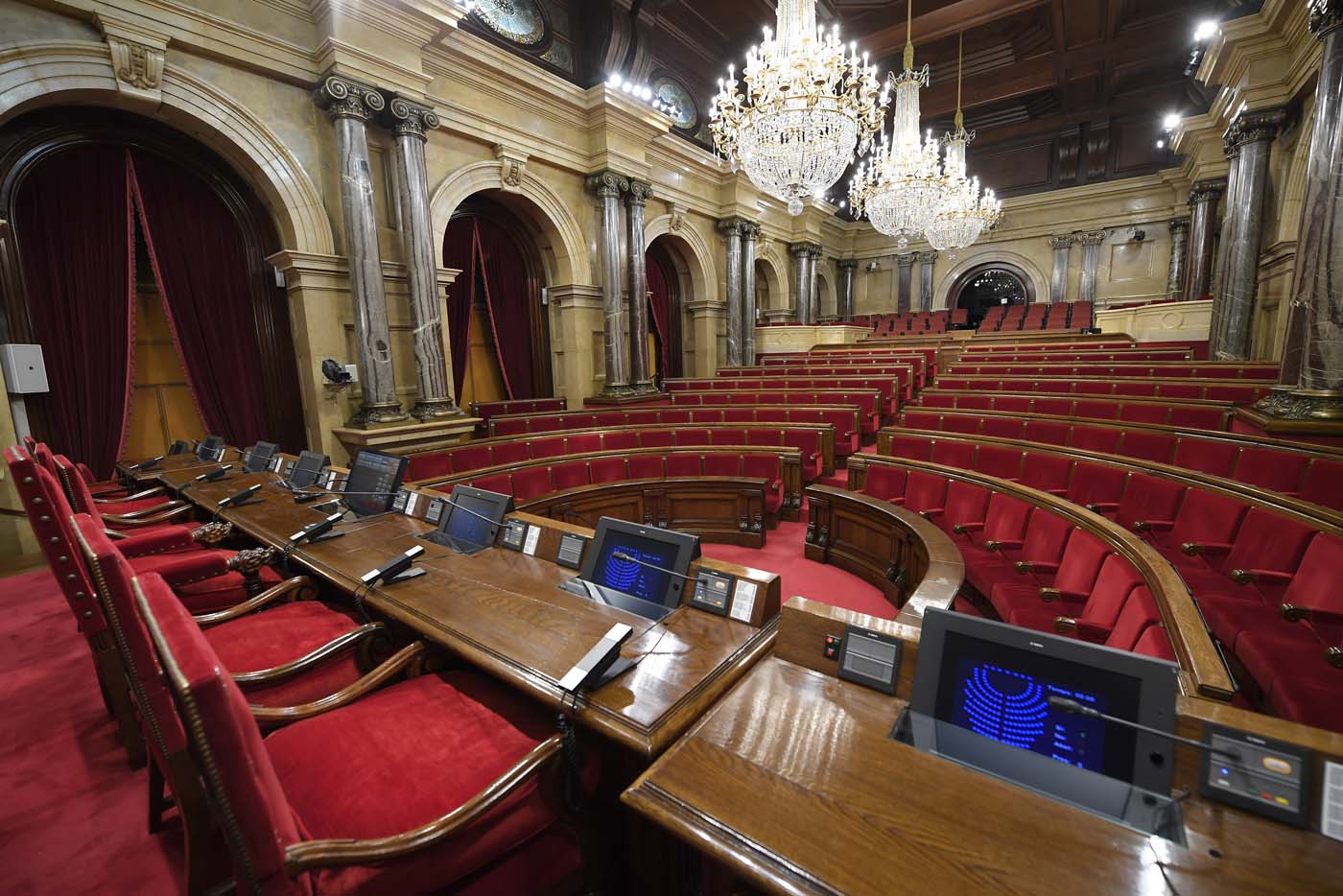 Independentistas en Cataluña proponen un pleno parlamentario el jueves