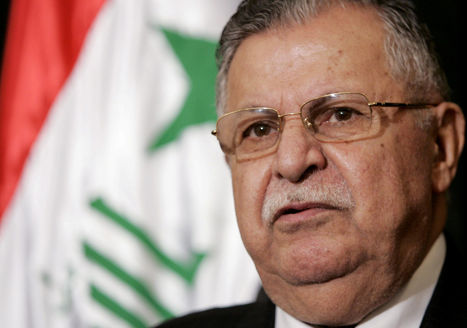 Muere expresidente iraquí que derrocó a Saddam Hussein, Jalal Talabani