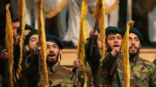 Terroristas de Hezbollah (Foto: AP)