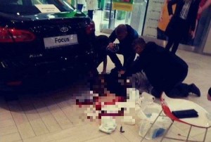 Un muerto y diez heridos tras ataque con cuchillo en centro comercial polaco