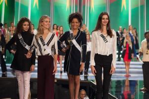 Candidatas apuran ensayos finales para la gala de Miss Universo