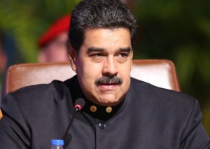 Red Fashion: ¿Ser rico es malo? El detallazo en los botones de Maduro (Foto)