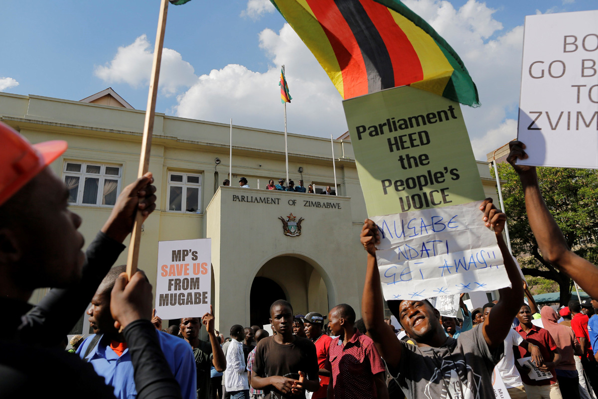 Zimbabue espera en calma e impaciente su primer cambio en el poder en décadas
