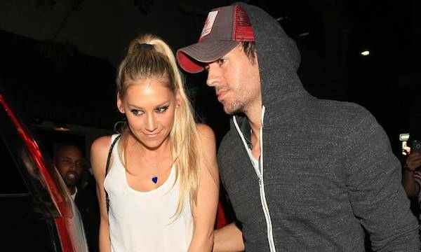 Enrique Iglesia y Anna Kournikova