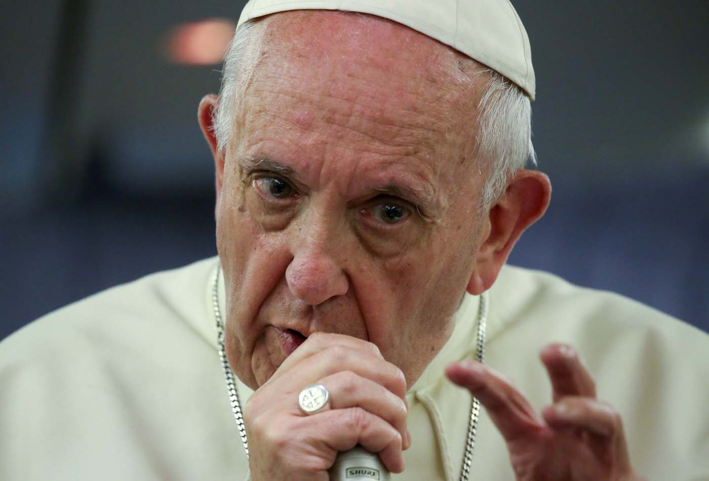 El Papa condena maldad de las noticias falsas y su uso para fines políticos