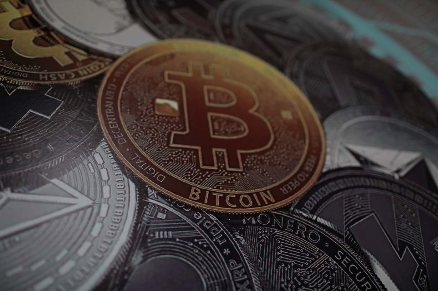 El precio de bitcóin habría encontrado un piso, según analistas