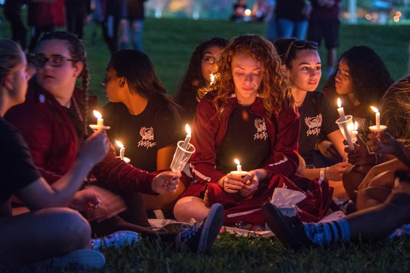 Los chicos de Parkland presionan a políticos sobre la venta de armas en EEUU