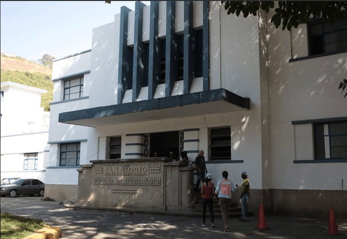 Denuncian abandono total en el Hospital El Algodonal en Antímano