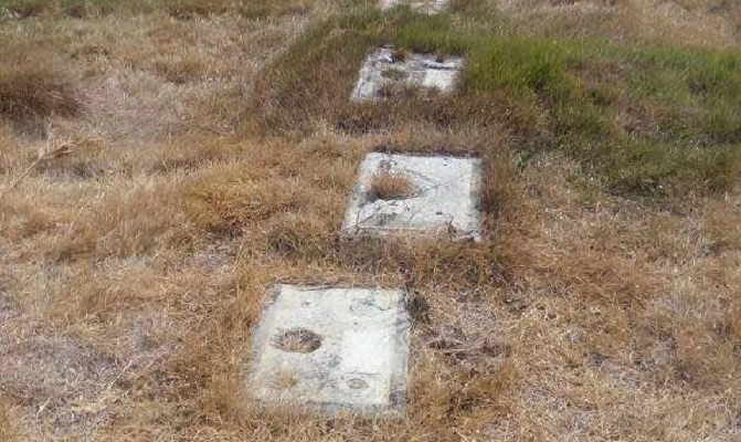 Denuncian robo de lápidas del cementerio Jardines El Cercado en Guarenas (Fotos)