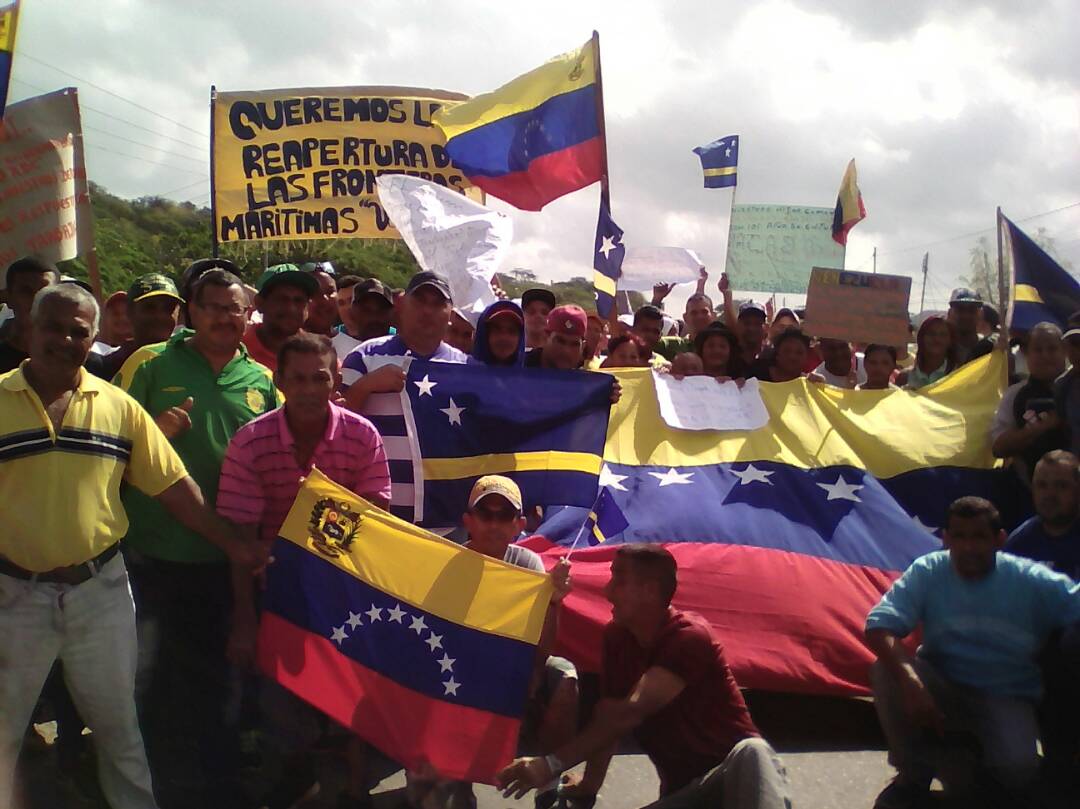 Protestan exigiendo paso entre Venezuela con las islas de Aruba, Bonaire y Curazao
