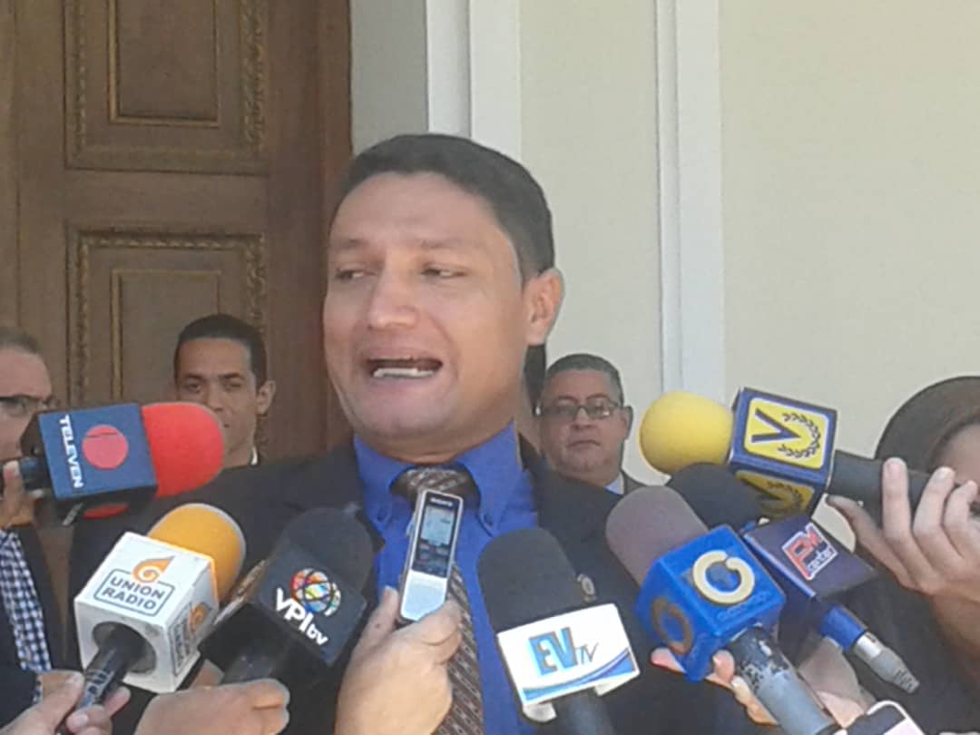 Diputado Domínguez: Lacava debe decretar emergencia de salud en Carabobo por colapso sanitario
