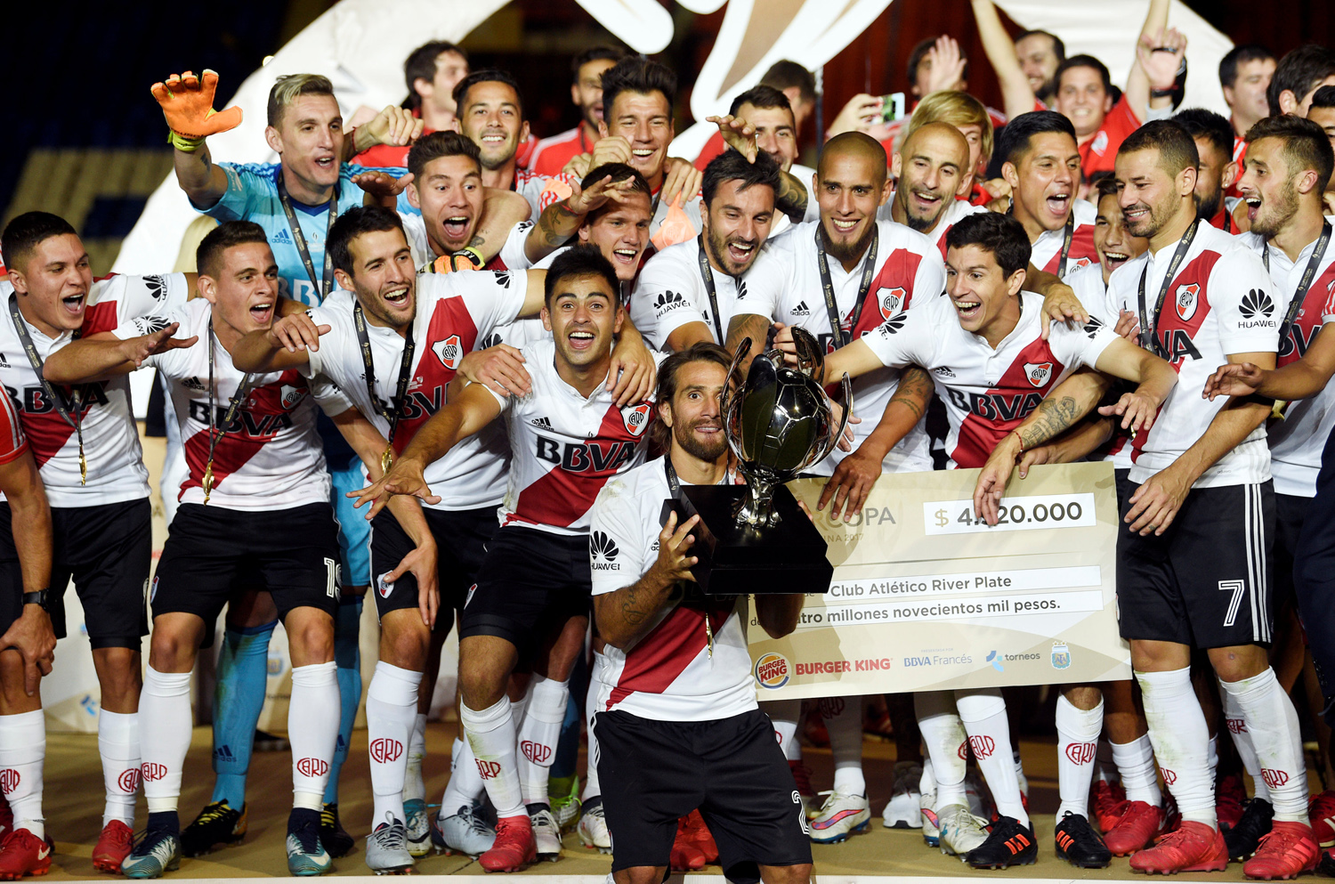 Denuncian abusos contra menores de divisiones inferiores de River Plate