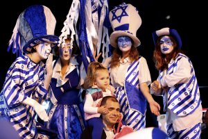 Israel celebra 70 años de independencia tras recordar a sus caídos