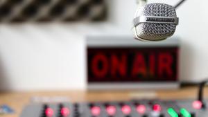 Conatel lanza advirtencia sobre posible sanción a la emisora ULA FM