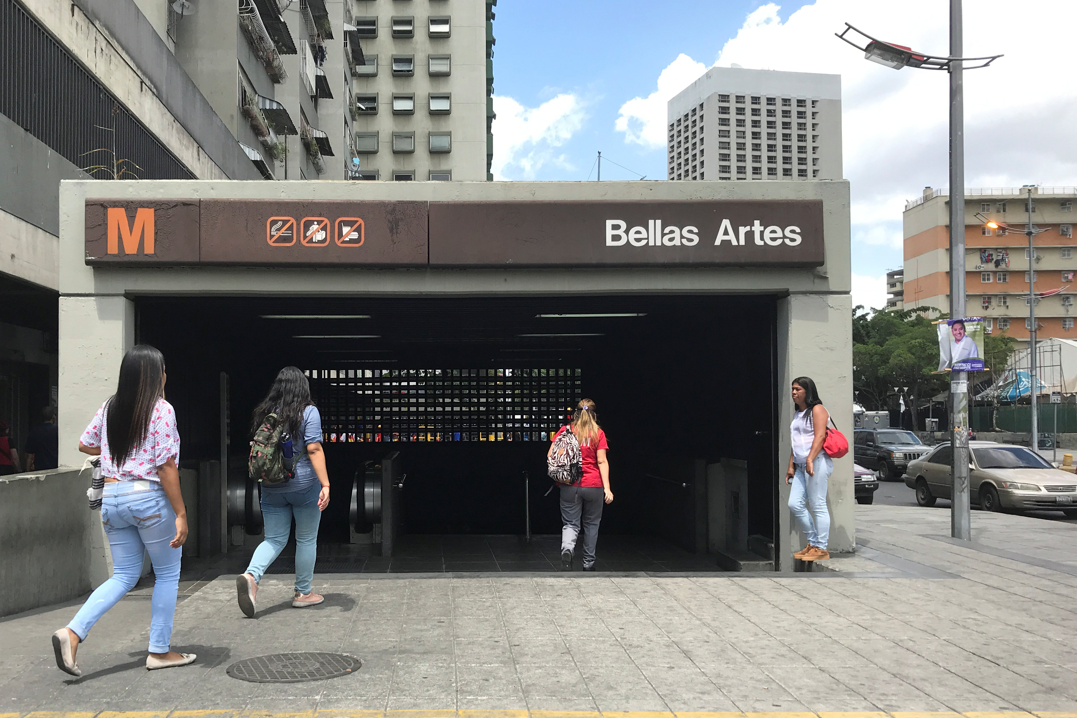 Un hombre se lanzó a las vías férreas en la estación Bellas Artes del Metro de Caracas #14Jun