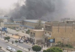 Sube a 16 la cifra de muertos por atentado contra la Comisión Electoral libia