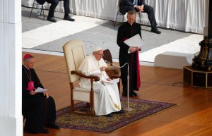 El Papa dice que en la Iglesia no hay patrones y obreros