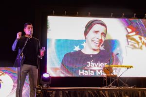 ¡Bien merecido! Javier Hala Madrid  es reconocido como “Youtuber Influencer del año”