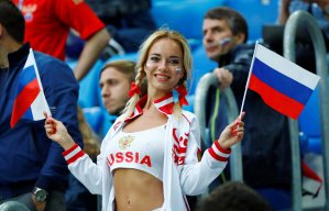 Si siguen apareciendo estas muñequitas… ¡que los rusos sigan hasta la final! (WOW + UFFF)