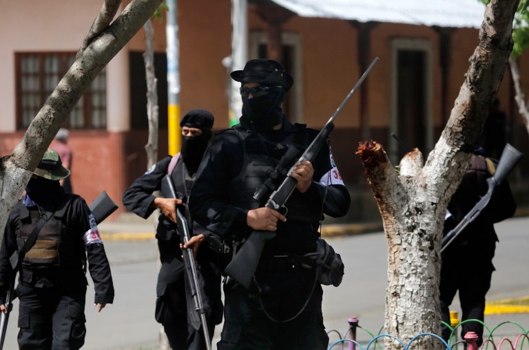 Dos muertos deja ataque de fuerzas de Ortega en barrio al sur de Nicaragua